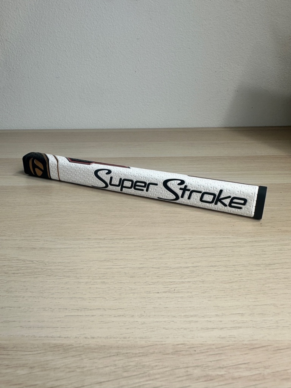 SuperStroke x TaylorMade Pistol GTR 1.0 White/Gold